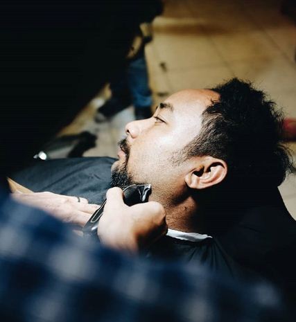 Classic Haircut + Shave